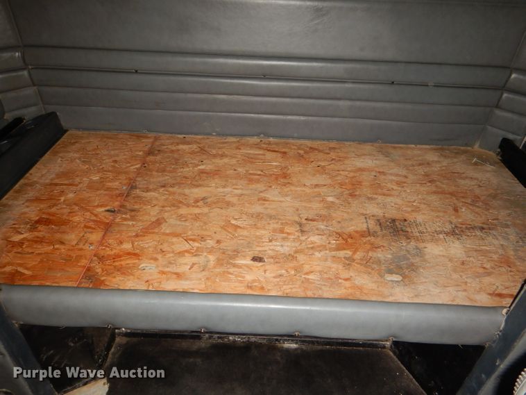 image for item DG4846 1998 Peterbilt 379 semi truck