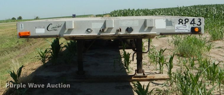 image for item DG5814 2004 Ravens AFTW58048WSAWI flatbed trailer