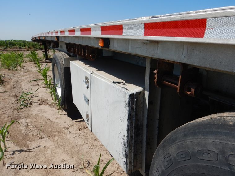 image for item DG5814 2004 Ravens AFTW58048WSAWI flatbed trailer