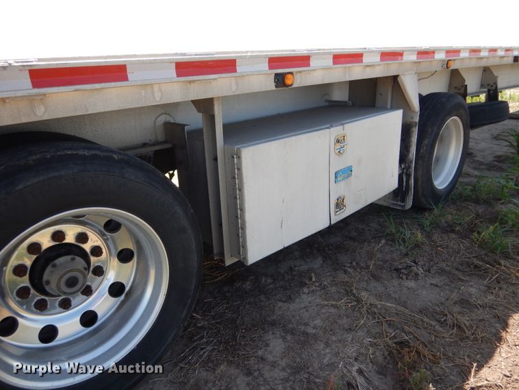 image for item DG5814 2004 Ravens AFTW58048WSAWI flatbed trailer