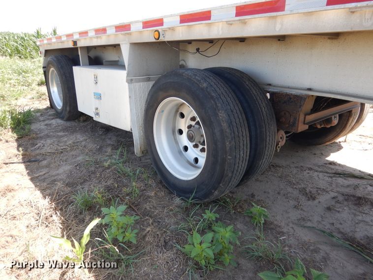 image for item DG5814 2004 Ravens AFTW58048WSAWI flatbed trailer