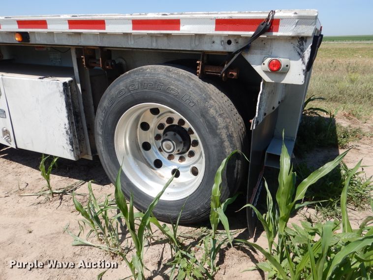 image for item DG5814 2004 Ravens AFTW58048WSAWI flatbed trailer