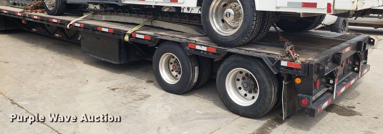 image for item DH4585 2003 Doonan 482DB14B drop deck trailer