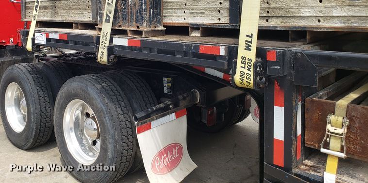 image for item DH4585 2003 Doonan 482DB14B drop deck trailer