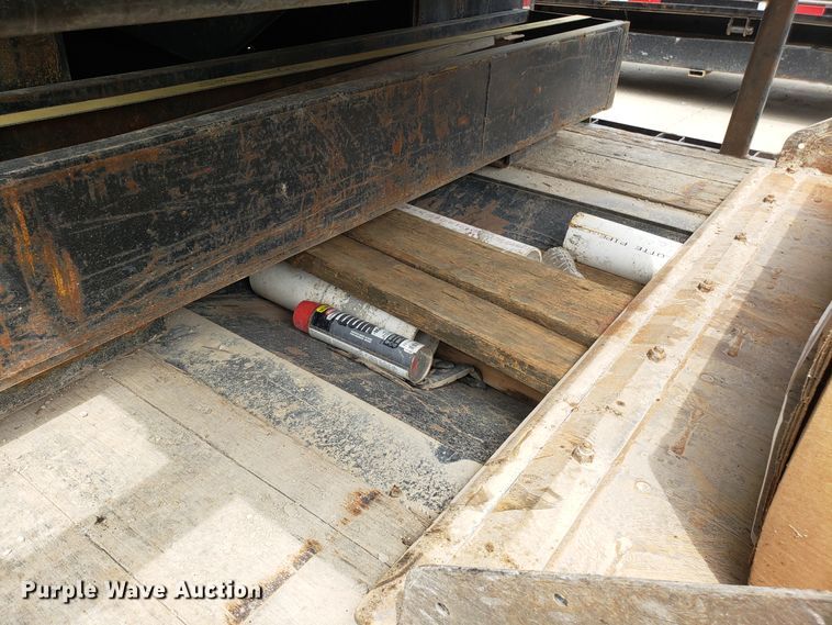 image for item DH4585 2003 Doonan 482DB14B drop deck trailer