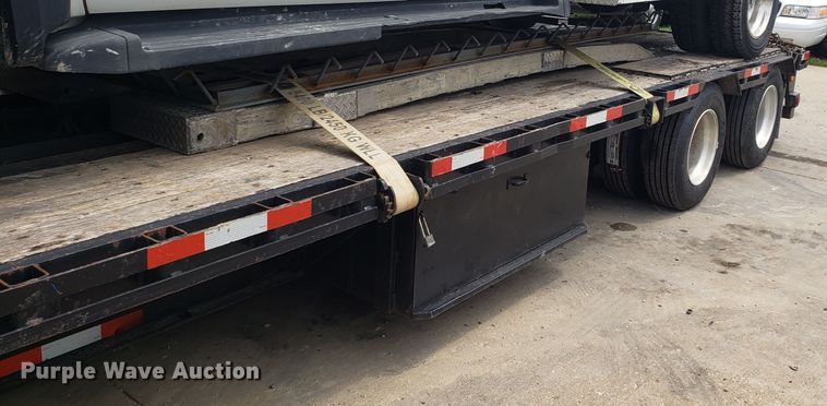 image for item DH4585 2003 Doonan 482DB14B drop deck trailer