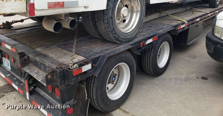 image for item DH4585 2003 Doonan 482DB14B drop deck trailer