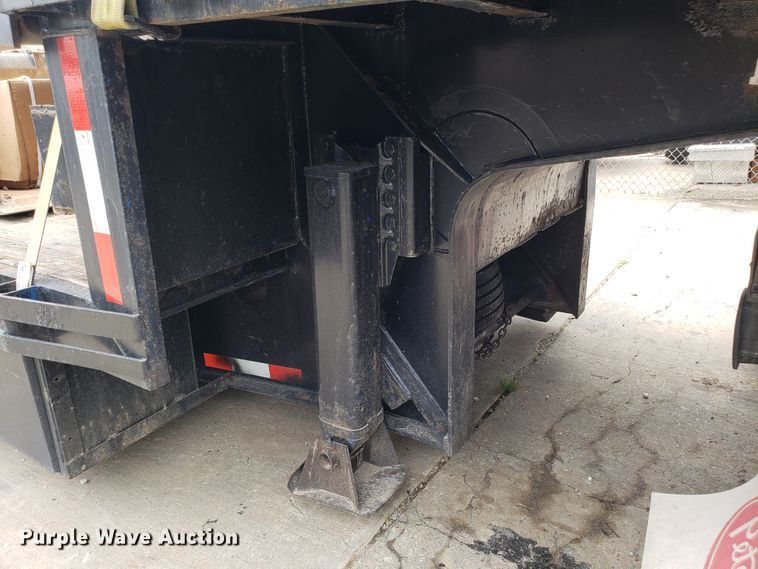 image for item DH4585 2003 Doonan 482DB14B drop deck trailer