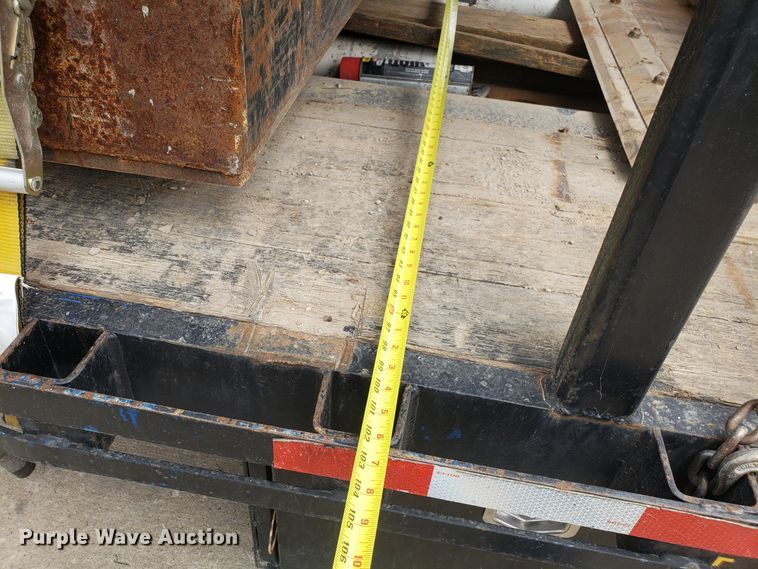 image for item DH4585 2003 Doonan 482DB14B drop deck trailer