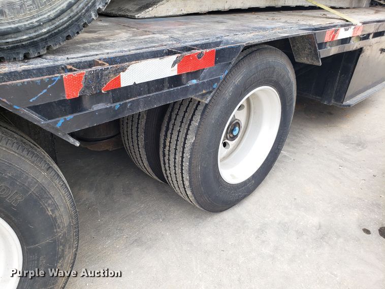 image for item DH4585 2003 Doonan 482DB14B drop deck trailer