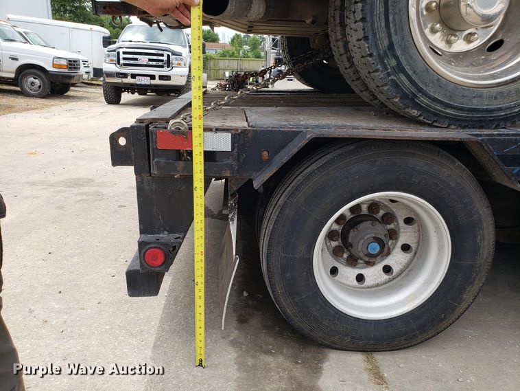 image for item DH4585 2003 Doonan 482DB14B drop deck trailer