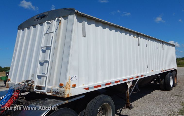 image for item DH6016 1997 Jet double hopper bottom grain trailer
