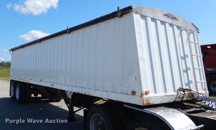 image for item DH6016 1997 Jet double hopper bottom grain trailer