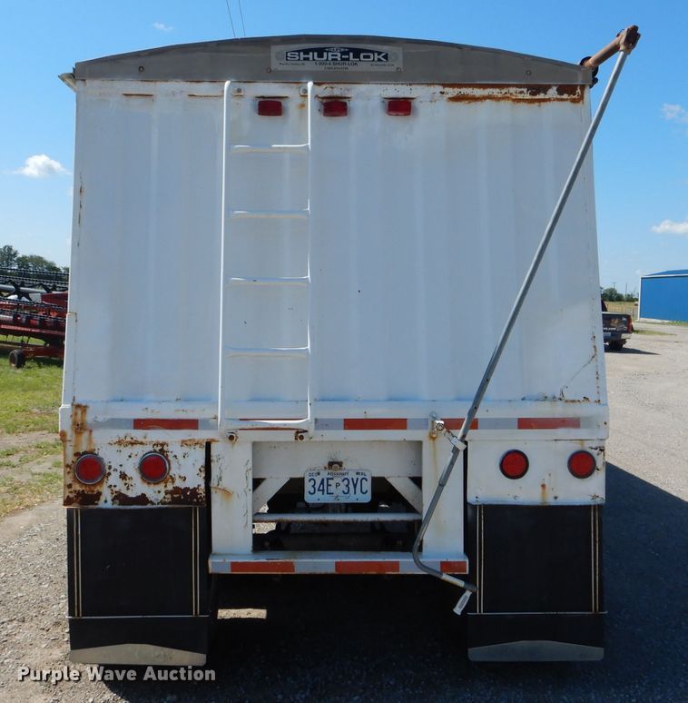 image for item DH6016 1997 Jet double hopper bottom grain trailer