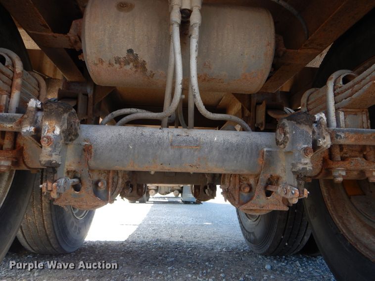 image for item DH6016 1997 Jet double hopper bottom grain trailer