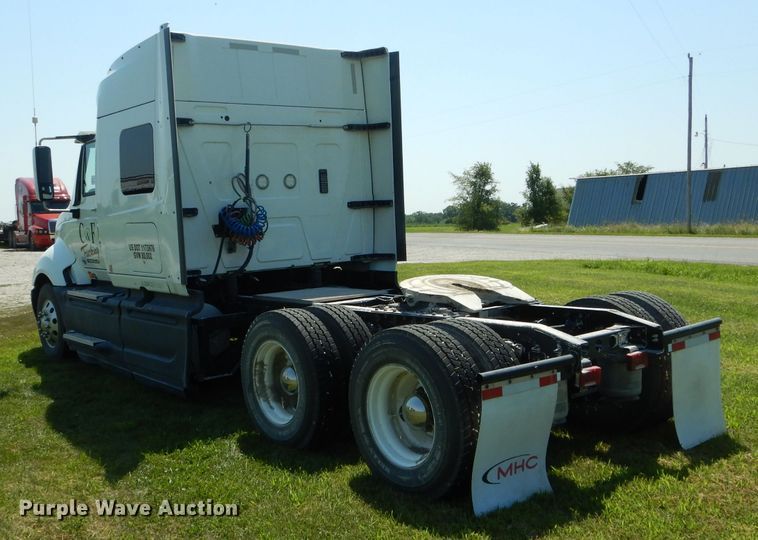 image for item DH6029 2014 International ProStar semi truck