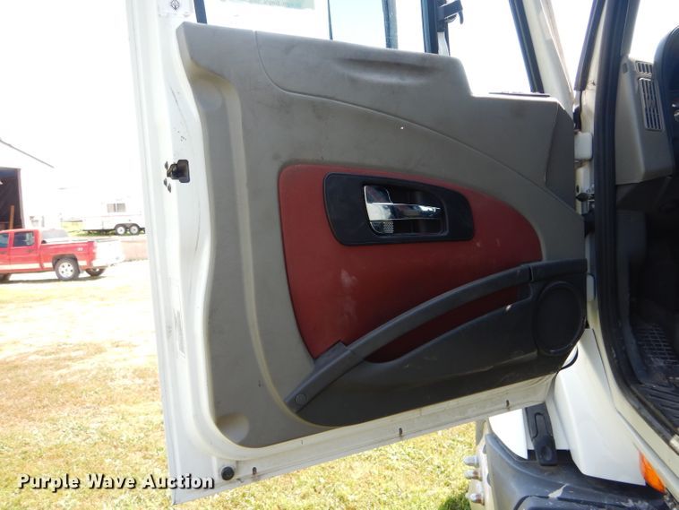 image for item DH6029 2014 International ProStar semi truck