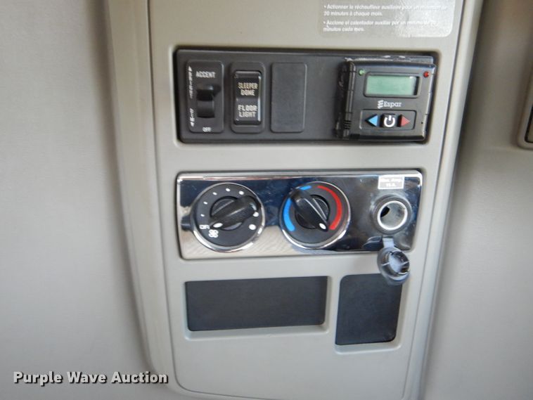 image for item DH6029 2014 International ProStar semi truck