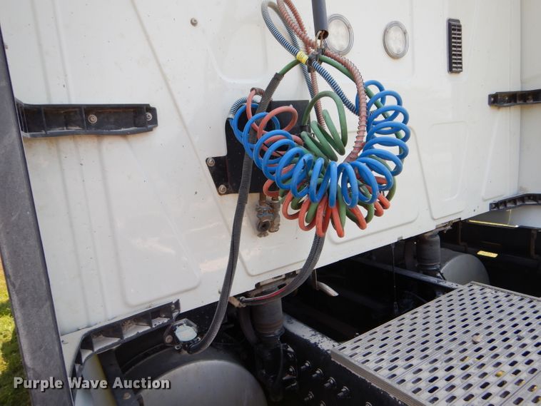 image for item DH6029 2014 International ProStar semi truck