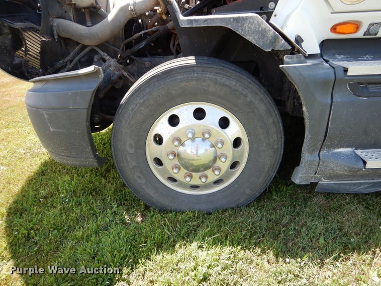 image for item DH6029 2014 International ProStar semi truck