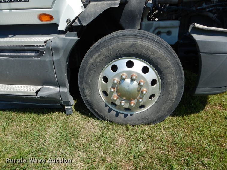 image for item DH6029 2014 International ProStar semi truck