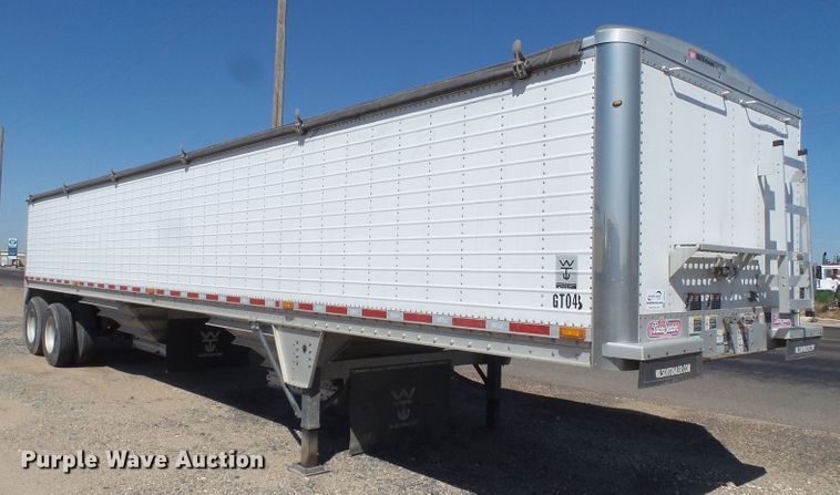 image for item DI0753 2013 Wilson DWH-500SS double hopper bottom grain trailer
