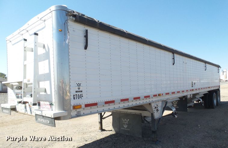 image for item DI0753 2013 Wilson DWH-500SS double hopper bottom grain trailer