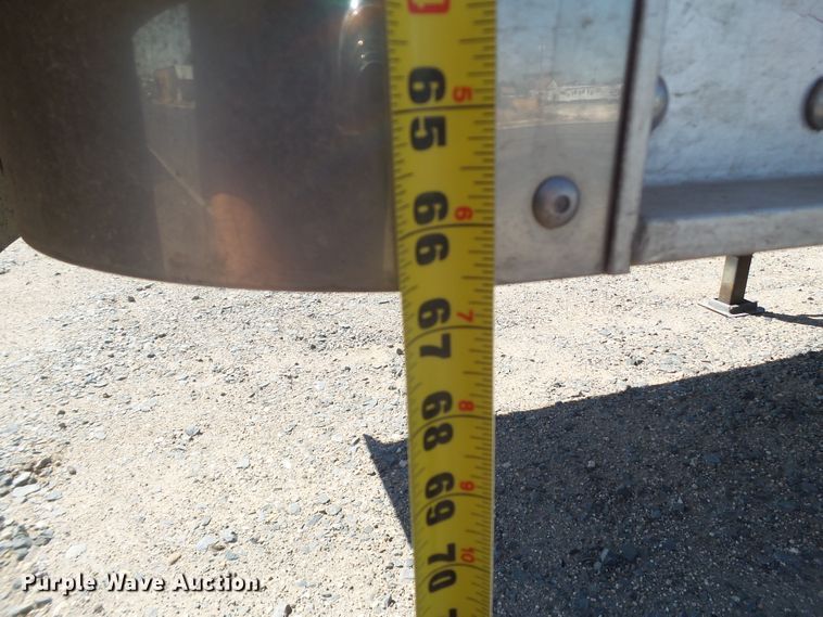 image for item DI0753 2013 Wilson DWH-500SS double hopper bottom grain trailer