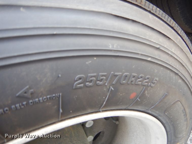 image for item ED9361 2000 Shamrock car carrier trailer