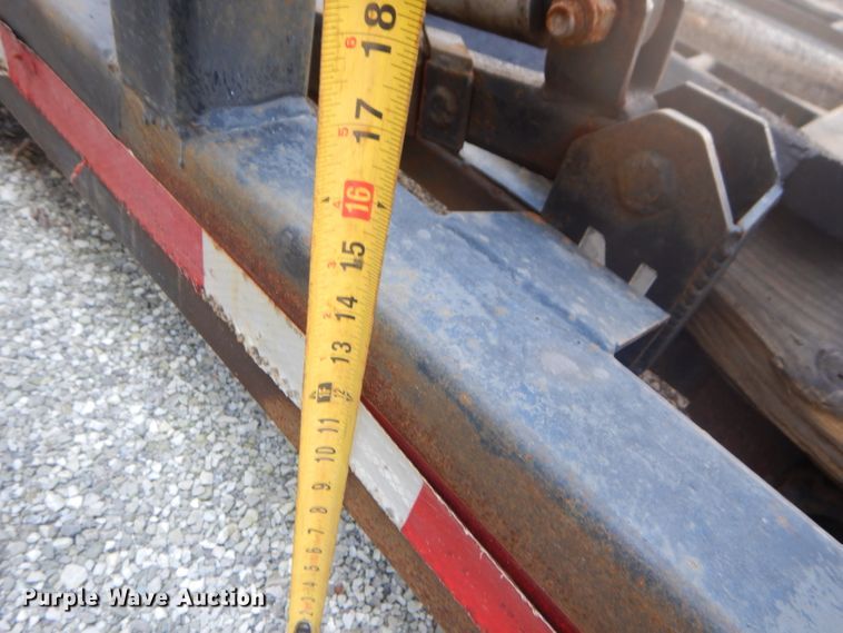 image for item ED9361 2000 Shamrock car carrier trailer