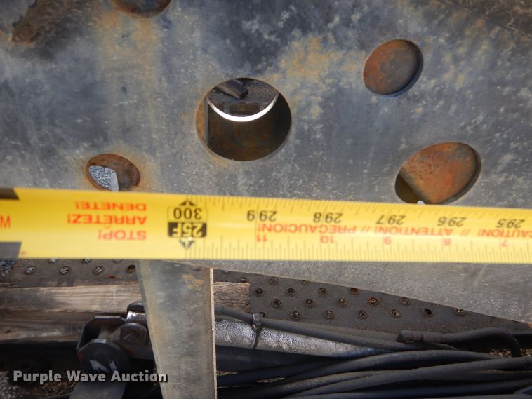 image for item ED9361 2000 Shamrock car carrier trailer