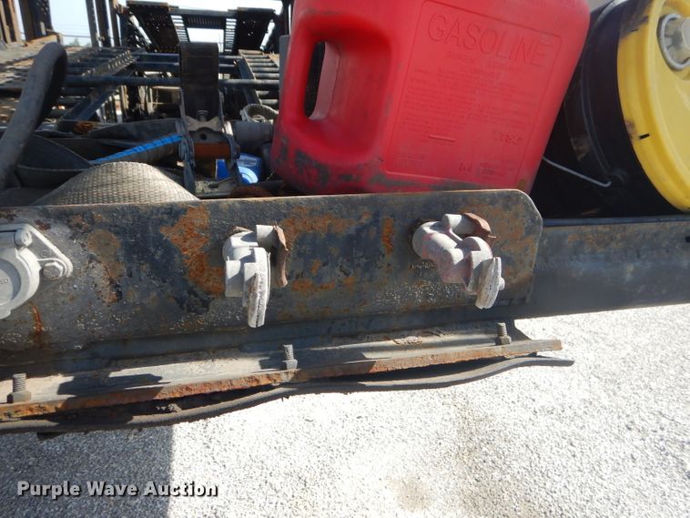 image for item ED9361 2000 Shamrock car carrier trailer