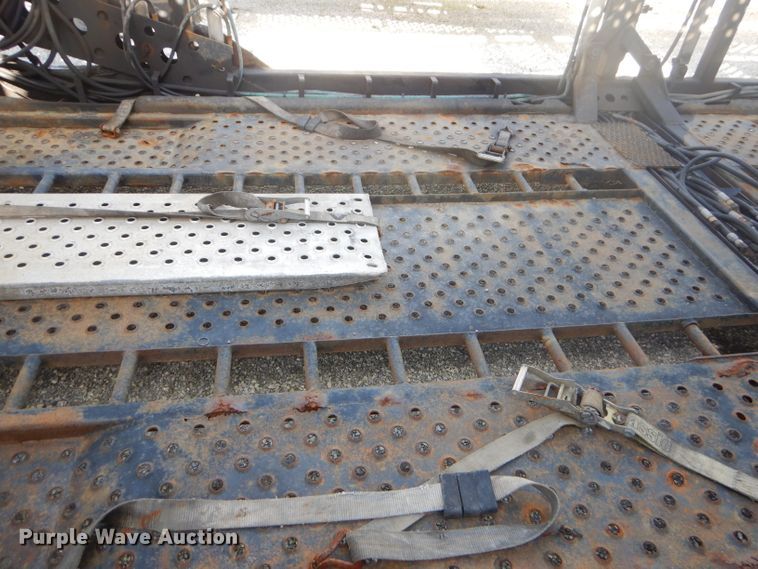 image for item ED9361 2000 Shamrock car carrier trailer