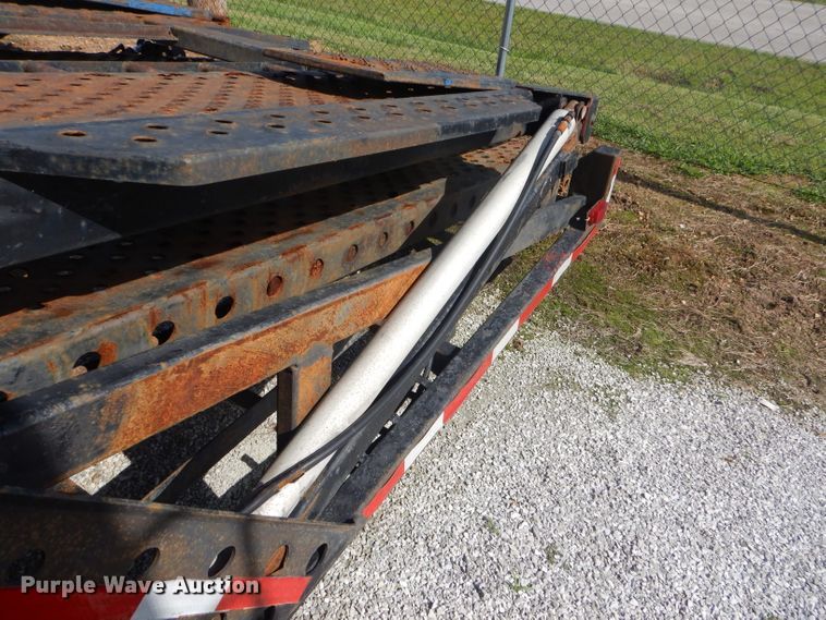 image for item ED9361 2000 Shamrock car carrier trailer