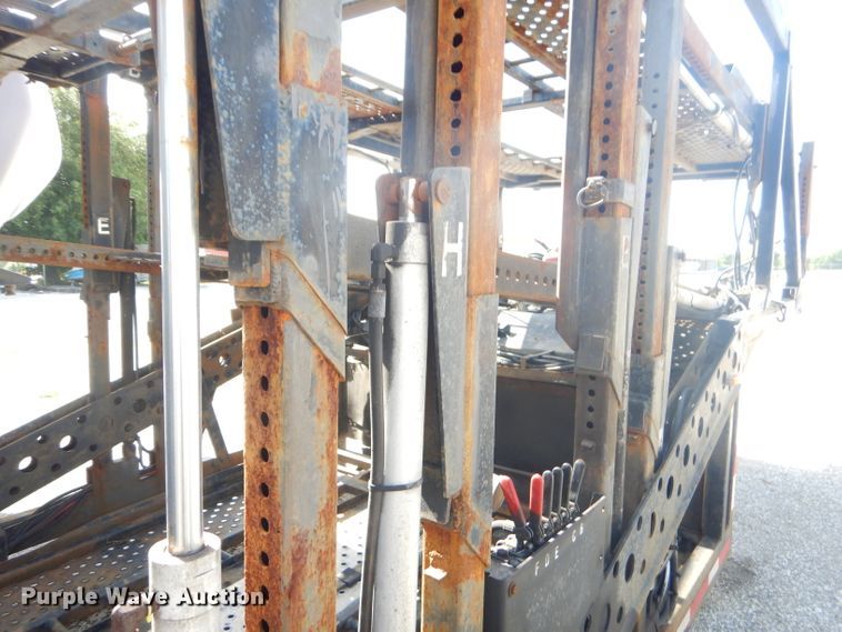 image for item ED9361 2000 Shamrock car carrier trailer