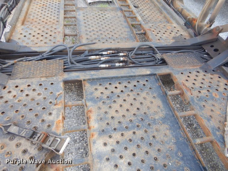 image for item ED9361 2000 Shamrock car carrier trailer