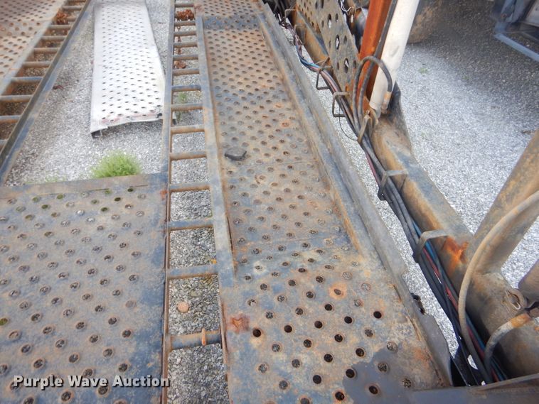 image for item ED9361 2000 Shamrock car carrier trailer