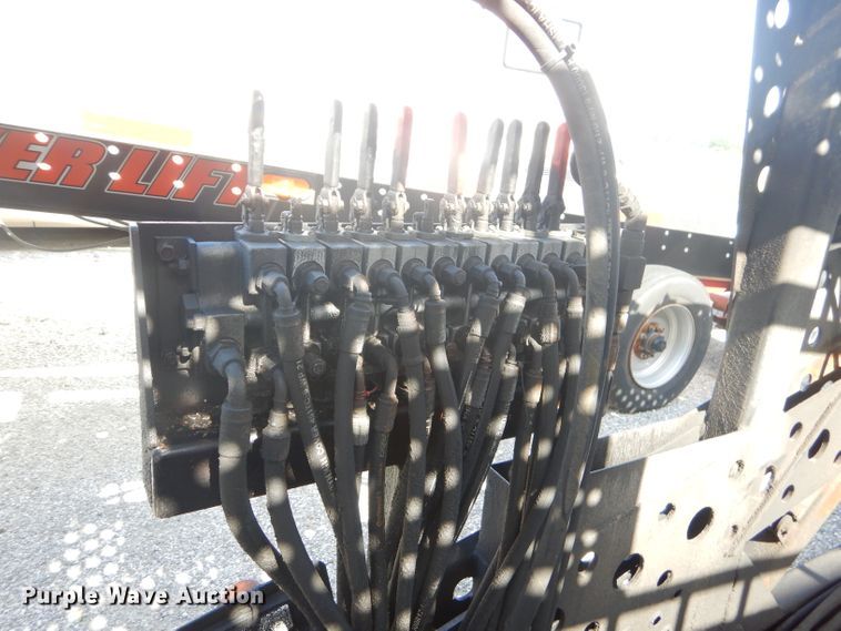 image for item ED9361 2000 Shamrock car carrier trailer