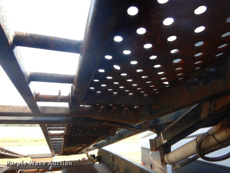 image for item ED9361 2000 Shamrock car carrier trailer