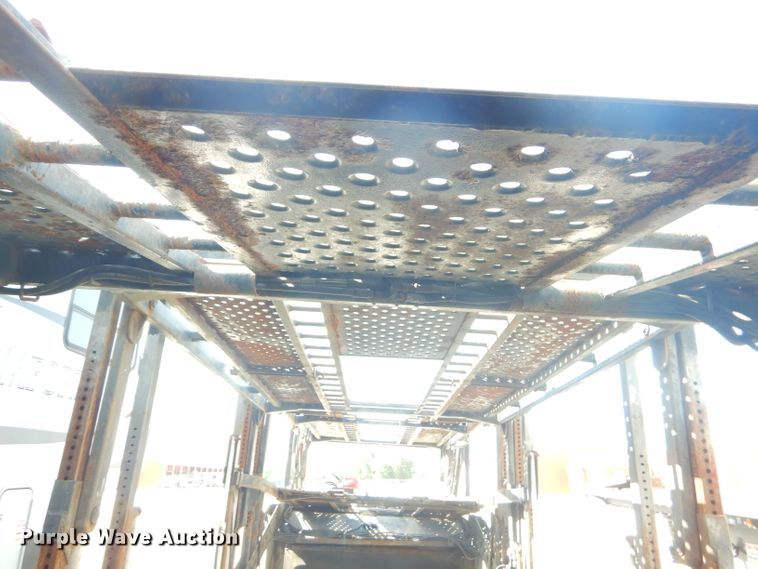 image for item ED9361 2000 Shamrock car carrier trailer