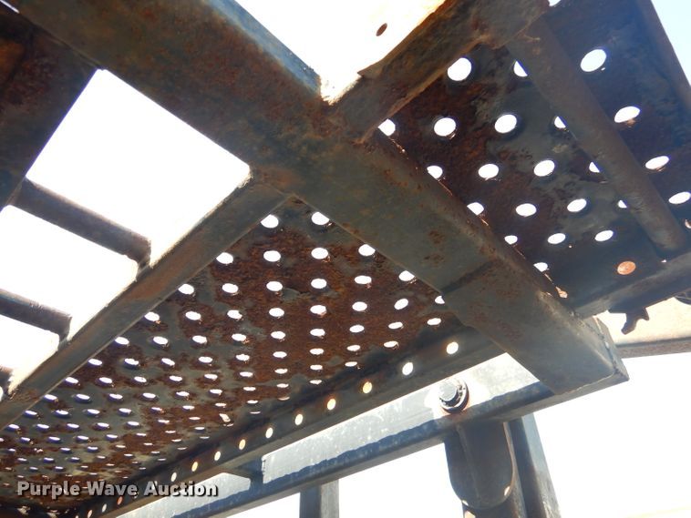 image for item ED9361 2000 Shamrock car carrier trailer