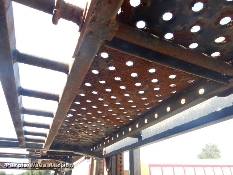 image for item ED9361 2000 Shamrock car carrier trailer