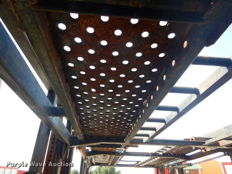 image for item ED9361 2000 Shamrock car carrier trailer