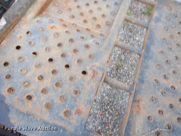 image for item ED9361 2000 Shamrock car carrier trailer