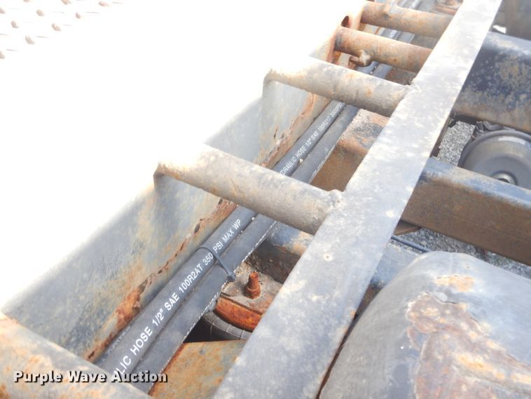 image for item ED9361 2000 Shamrock car carrier trailer