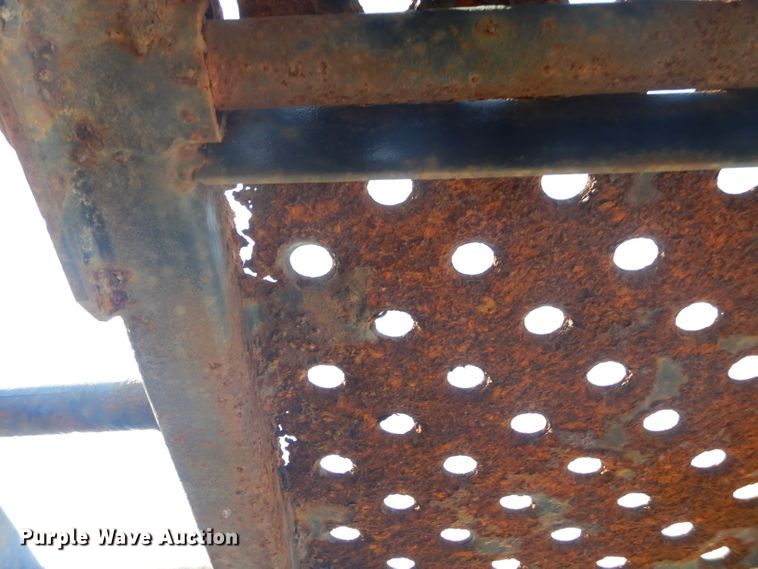 image for item ED9361 2000 Shamrock car carrier trailer