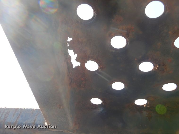 image for item ED9361 2000 Shamrock car carrier trailer