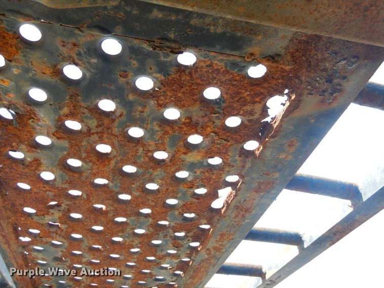 image for item ED9361 2000 Shamrock car carrier trailer