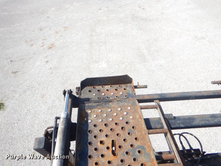 image for item ED9361 2000 Shamrock car carrier trailer