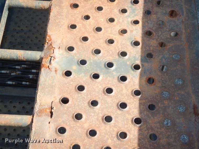 image for item ED9361 2000 Shamrock car carrier trailer